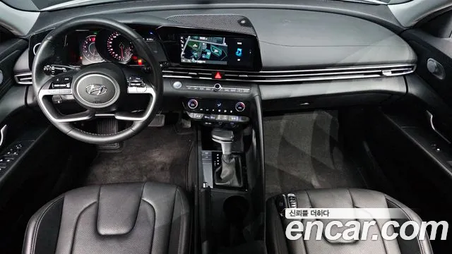 Hyundai Avante CN7 — Фото автомобиля 10