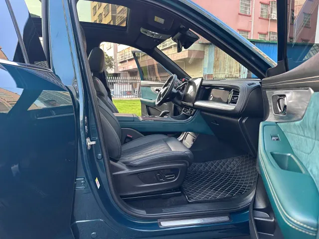 GAC Trumpchi GS8 — Фото автомобиля 16