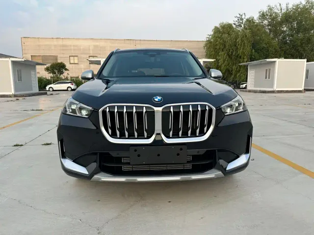 BMW X1 — Фото автомобиля 2