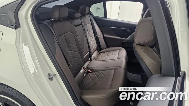 BMW 5-Series — Фото автомобиля 10