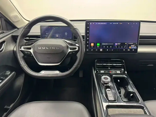 Wuling Starlight — Фото автомобиля 12