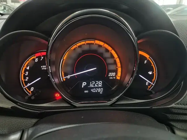 Toyota YARiS L Zhi Xuan — Фото автомобиля 3