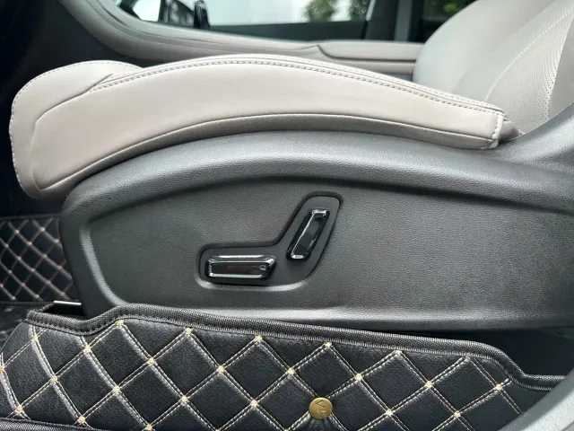 Geely Boyue L — Фото автомобиля 20