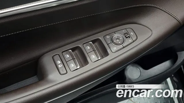 Hyundai Grandeur New — Фото автомобиля 15