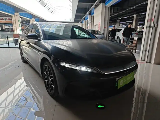 BYD Han — Фото автомобиля 3