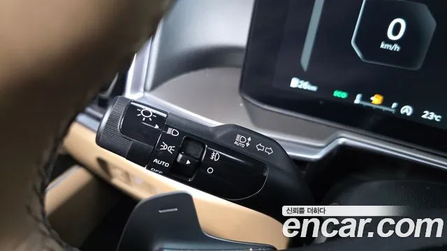 Kia Sorento Бензин 2.5T 2WD — Фото автомобиля 5