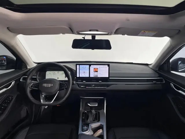 Geely Emgrand — Фото автомобиля 7