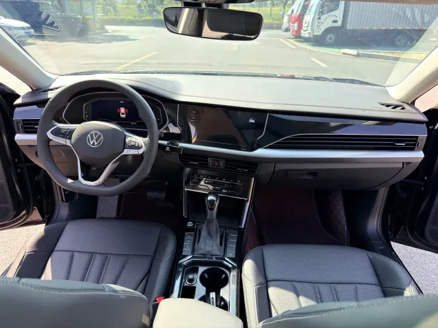Volkswagen Passat — Фото автомобиля 13