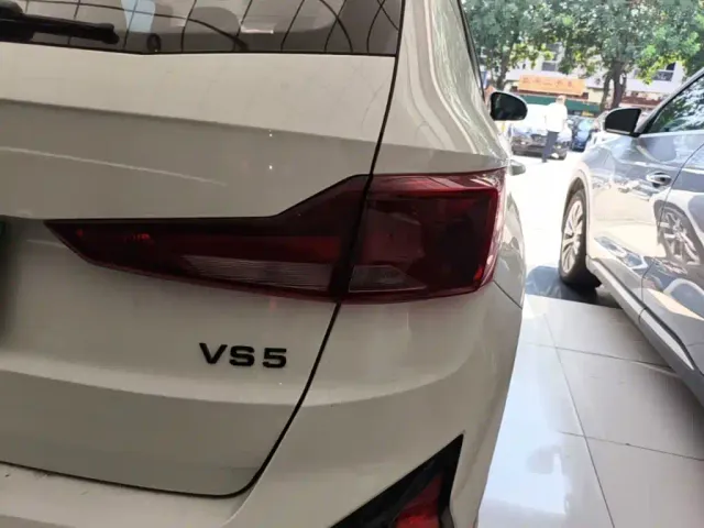Jetta VS5 — Фото автомобиля 7