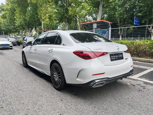 Mercedes-Benz C-Class — Фото автомобиля 3