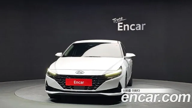 Hyundai AVANTE Avante (CN7) — Фото автомобиля 3