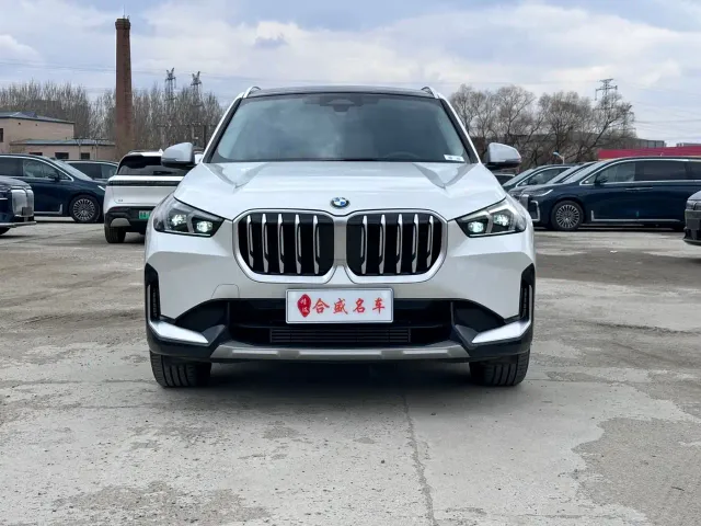BMW X1 — Фото автомобиля 4