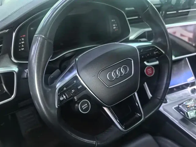 Audi A7 — Фото автомобиля 8