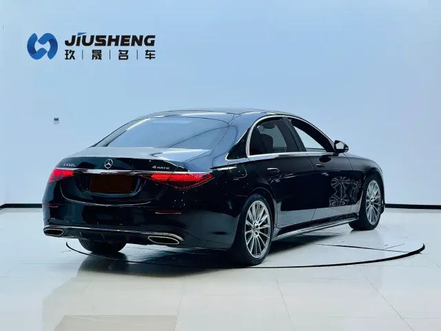 Mercedes-Benz S-Class — Фото автомобиля 4