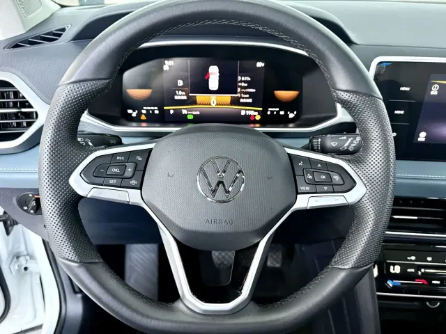 Volkswagen Tharu — Фото автомобиля 6
