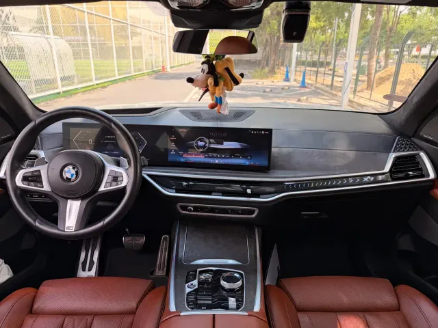 BMW X7 — Фото автомобиля 17