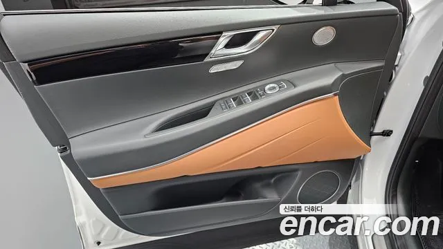 Genesis GV80 — Фото автомобиля 13