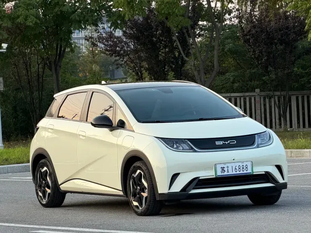 BYD Dolphin — Фото автомобиля 3