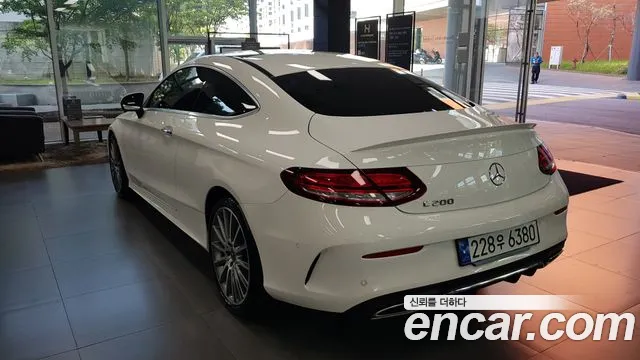 Mercedes-Benz C-Class W205 — Фото автомобиля 2