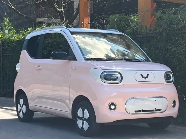 Wuling Hongguang Mini EV — Фото автомобиля 3
