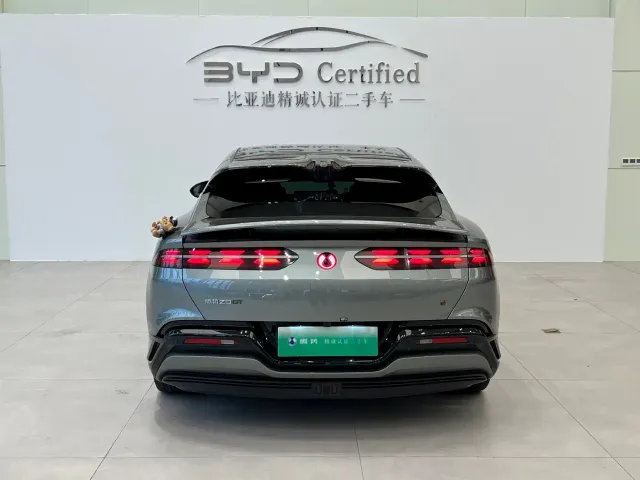 Denza Z9GT — Фото автомобиля 16
