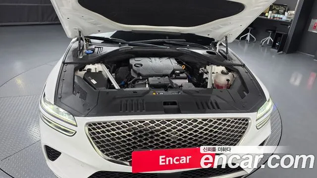 Genesis GV70 2.5T Бензин AWD — Фото автомобиля 6