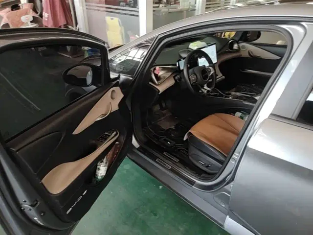BYD Dolphin — Фото автомобиля 11