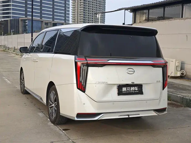 GAC Trumpchi M8 — Фото автомобиля 7