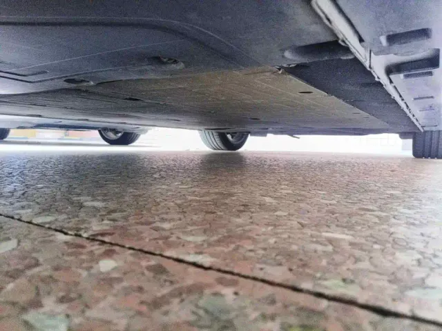 IM Motors L7 — Фото автомобиля 9
