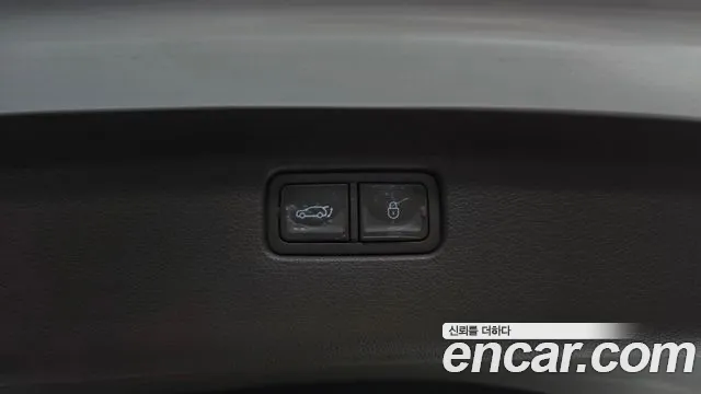 Genesis GV80 — Фото автомобиля 27