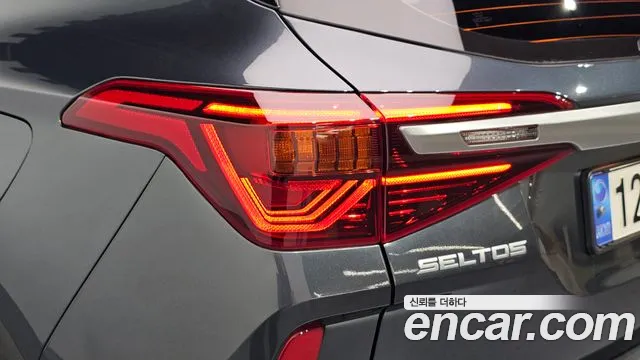 Kia Seltos Seltos Бензин 1.6 Turbo 4WD — Фото автомобиля 23