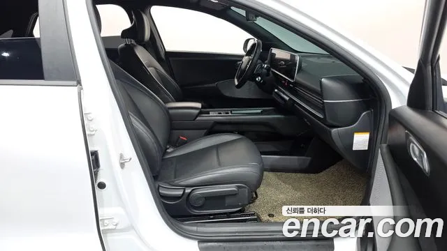 Hyundai Ioniq 6 — Фото автомобиля 11