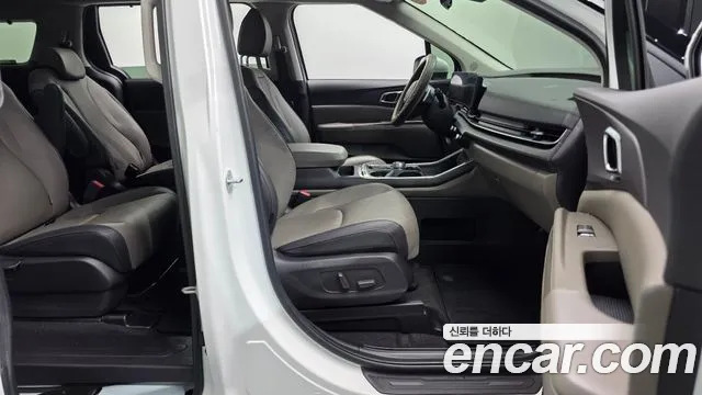 Kia Carnival 4th Gen — Фото автомобиля 12