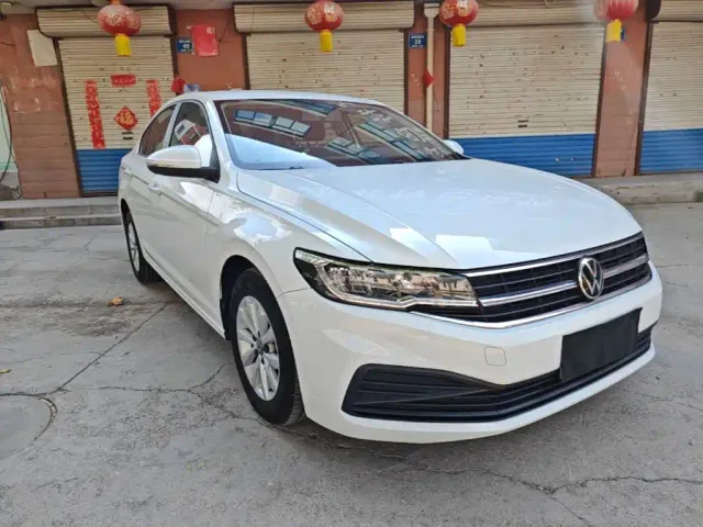 Volkswagen Bora — Фото автомобиля 3