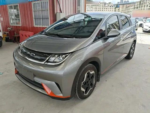 Фотография автомобиля — BYD Dolphin