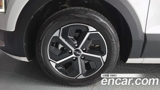 Kia Niro The All New Niro — Фото автомобиля 5
