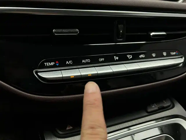 GAC Trumpchi M6 — Фото автомобиля 6