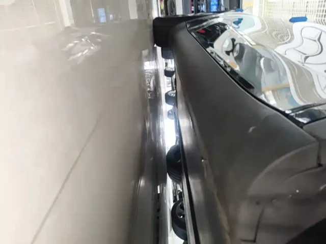 Tesla Model Y — Фото автомобиля 20