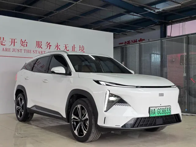 Geely Galaxy Galaxy L7 2023 1.5T 115km PLUS — Фото автомобиля 3