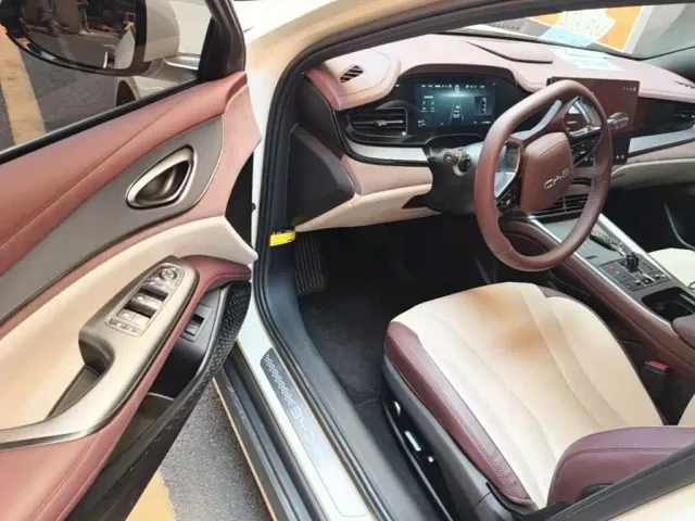 BYD Seal 07 DM-i — Фото автомобиля 15