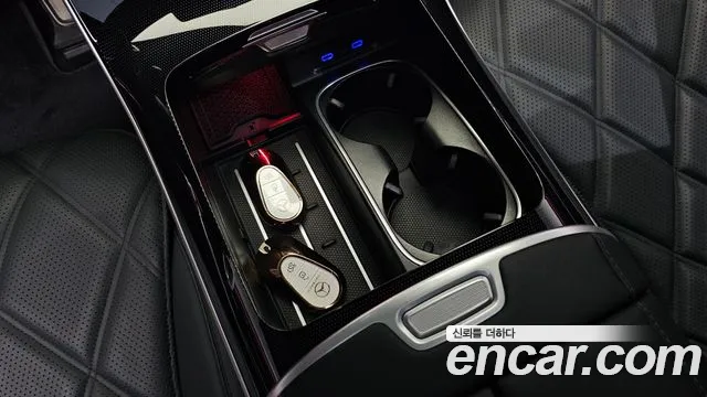 Mercedes-Benz S-Class — Фото автомобиля 27