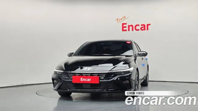 Hyundai Avante CN7 — Фото автомобиля 3