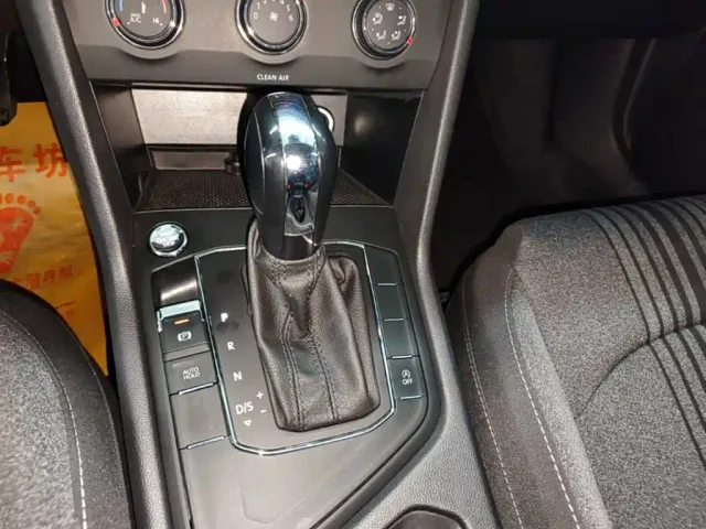 Volkswagen Tharu — Фото автомобиля 13