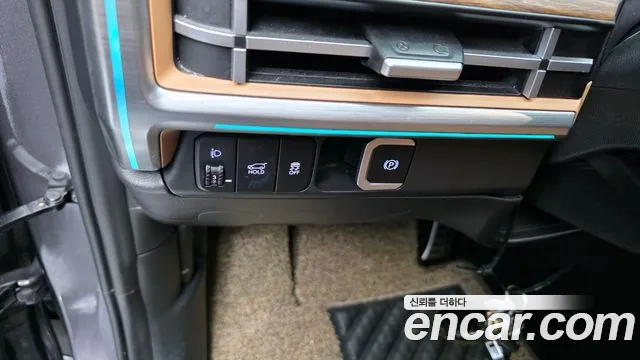 Hyundai Santa Fe — Фото автомобиля 30