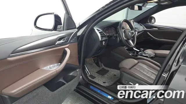BMW X4 xDrive20i M Sport — Фото автомобиля 10