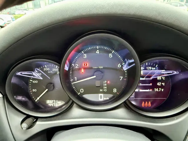 Porsche Macan — Фото автомобиля 19