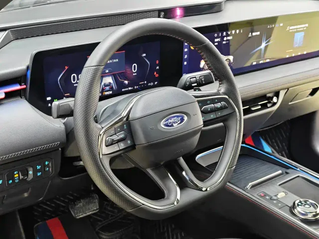 Ford EVOS — Фото автомобиля 13
