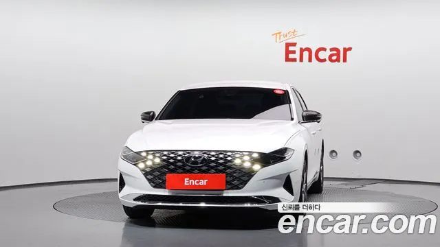 Hyundai Grandeur Grandeur (New) — Фото автомобиля 3
