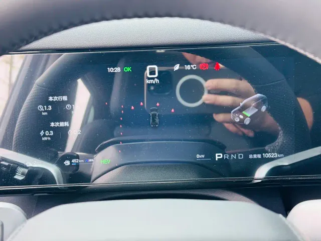 BYD FangChengBao Titanium 7 — Фото автомобиля 22