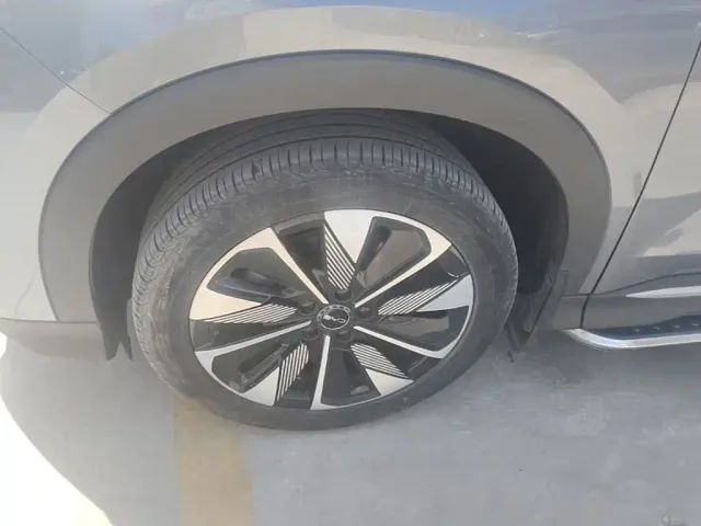 BYD Song PLUS — Фото автомобиля 22